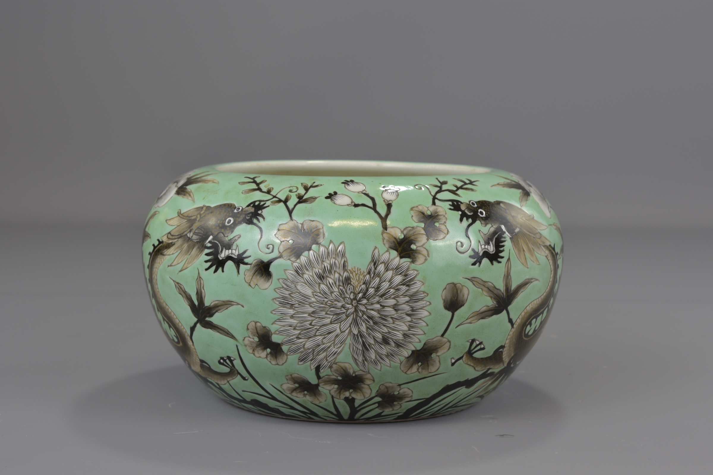 A Chinese 19th century turquoise green glazed porcelain brush washer with six character mark GuangXu - Image 3 of 10