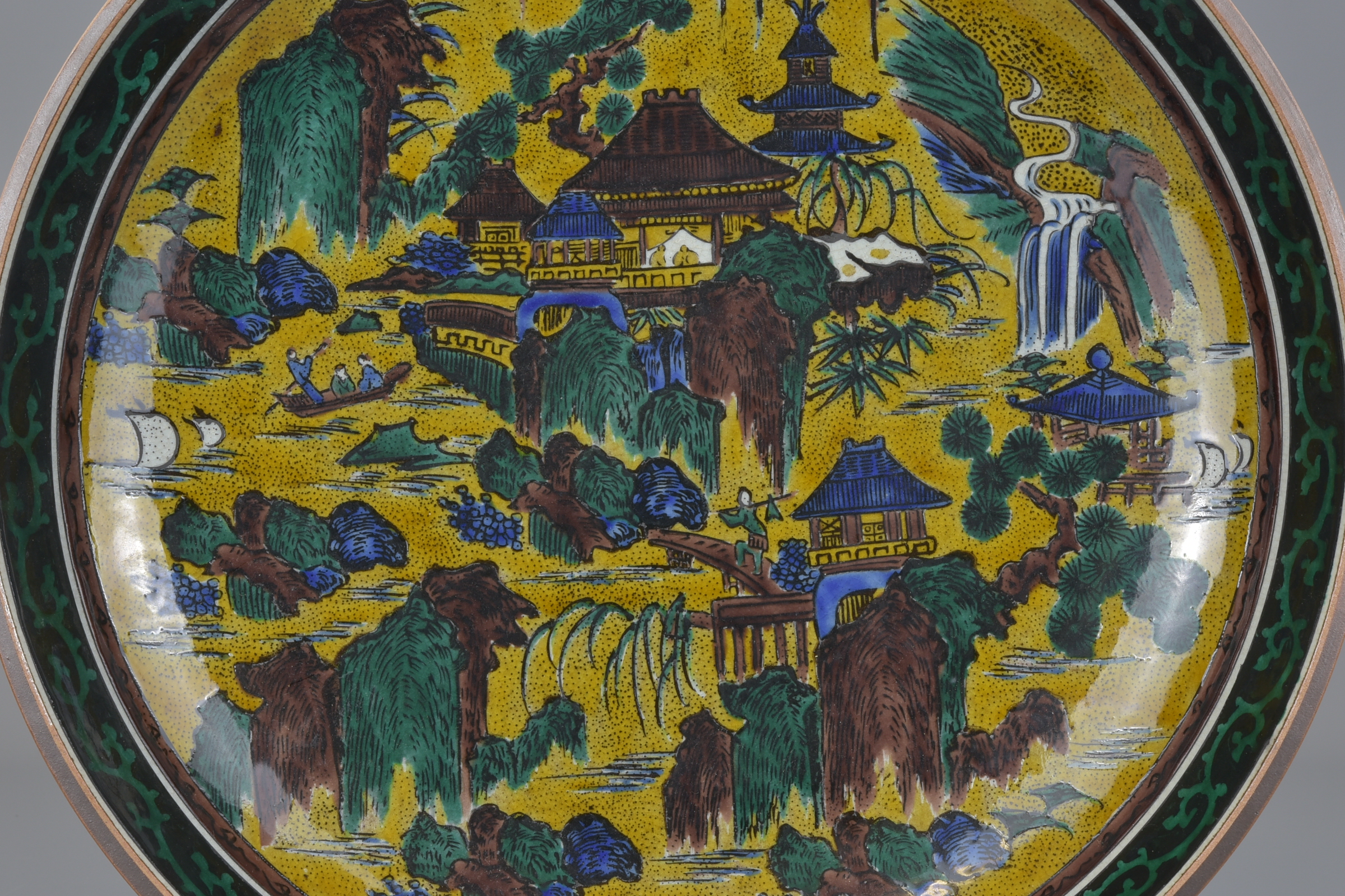 A very large Japanese 19th century Kutani pottery dish decorated with a coastal village scene signed - Image 5 of 8