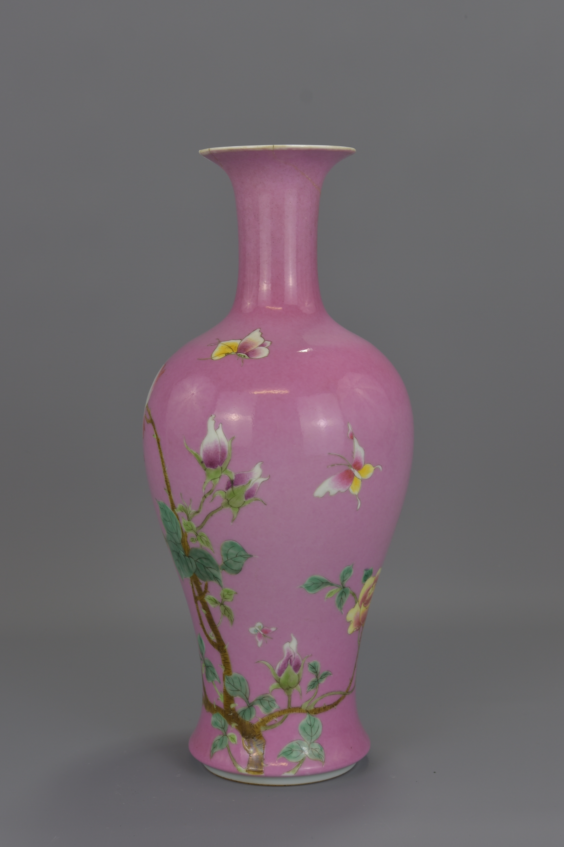 A Chinese 18th century ruby-pink enamelled porcelain vase decorated with flowers and butterflies. Un - Image 2 of 9