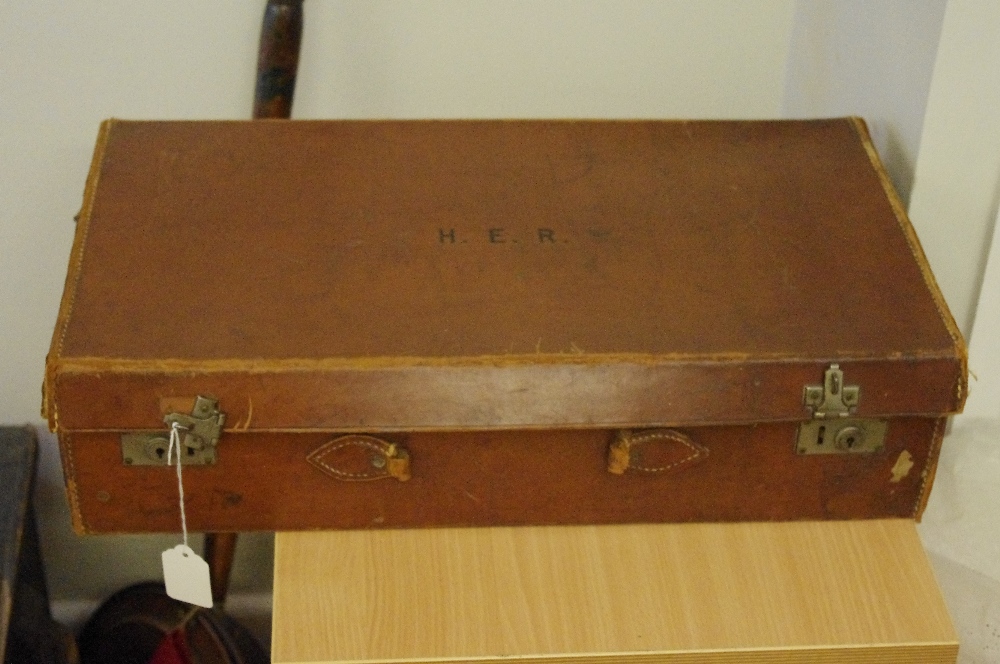A silk lined lady's hat box, handbags and a case. - Image 2 of 4