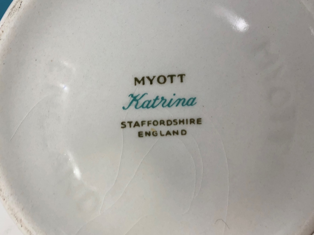 An assortment of mixed ceramics including Myott, Spode and Burslem. - Image 3 of 4