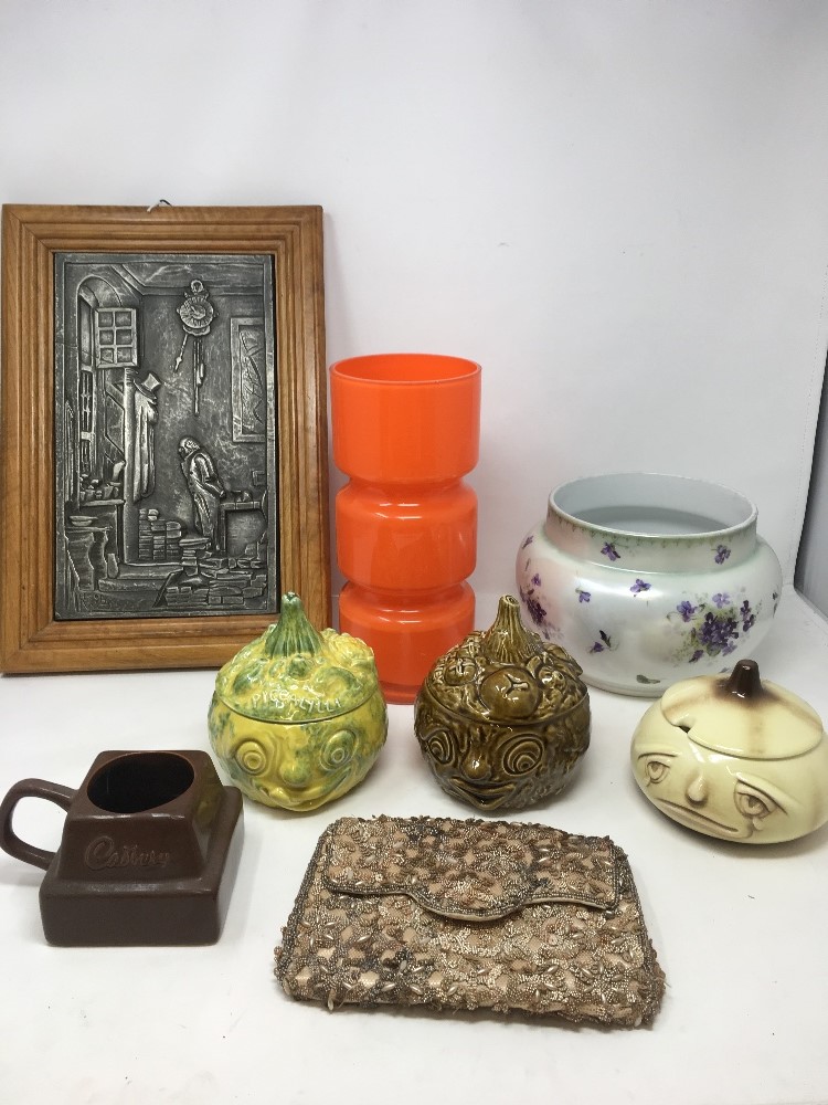 A box of mixed collectables including a Whitefriars style vase and three Sylvac pot faces.