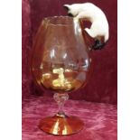 A balloon glass with cat and mouse.