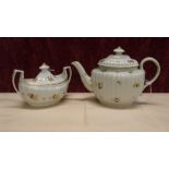 A Chamberlain Worcester teapot and a Chamberlain Worcester sucrea and cover.
