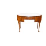 A Very Nice Oval Mahogany Kneehole Desk / Dressing Table