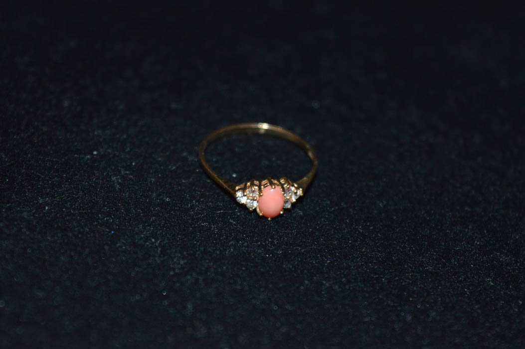 A 9ct Gold Coral Dress Ring