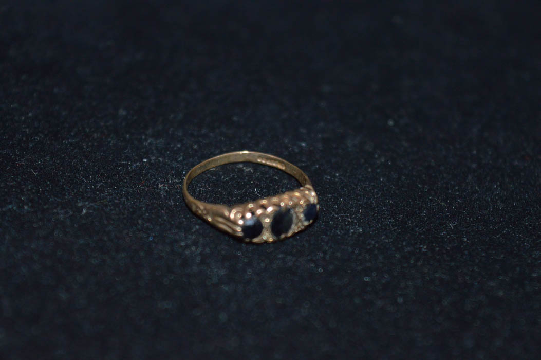 A 9ct Gold Sapphire and Diamond Ring