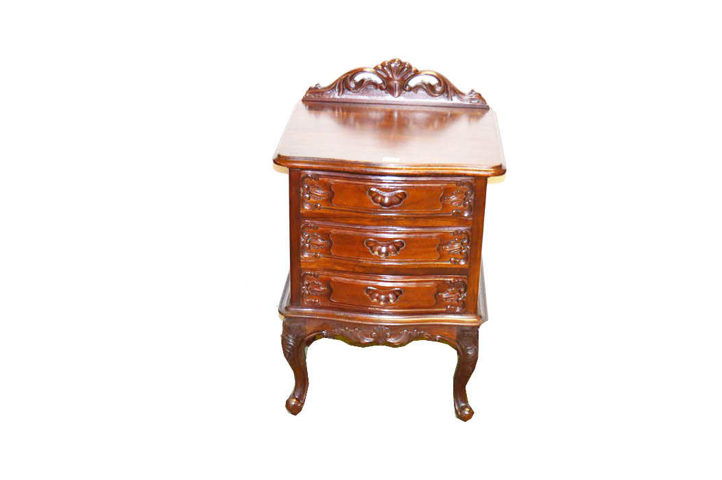 A Small Mahogany Shaped Front Three Drawer Chest