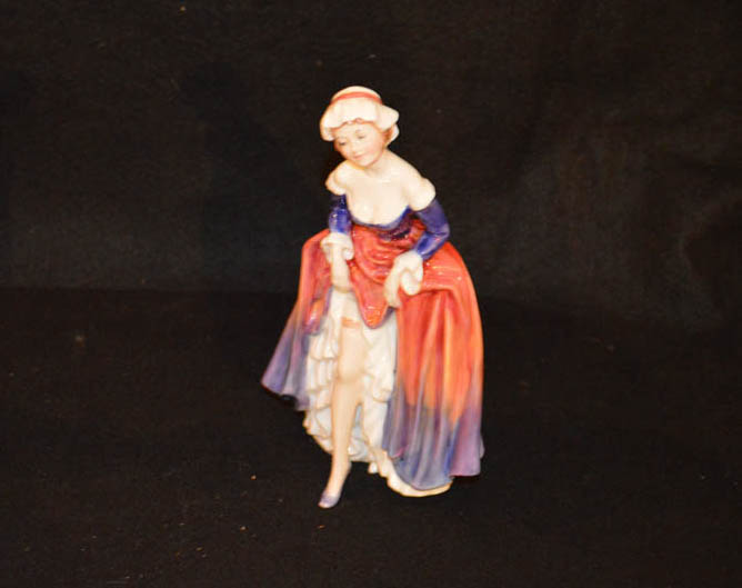 A Royal Doulton Figurine 'Phyllis'