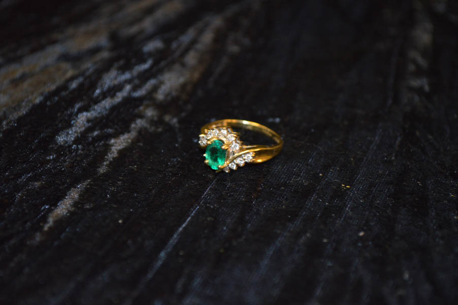 An 18ct Gold Emerald and Diamond Ring