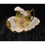 A Nice Shell Bowl 'Clematis' Jug and Basin Set