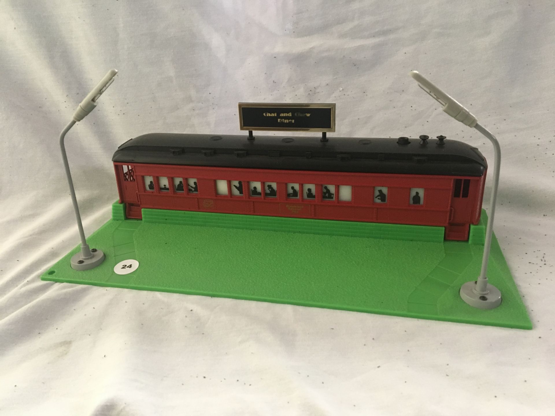 Lionel Diner Car (Illuminated, Plastic)