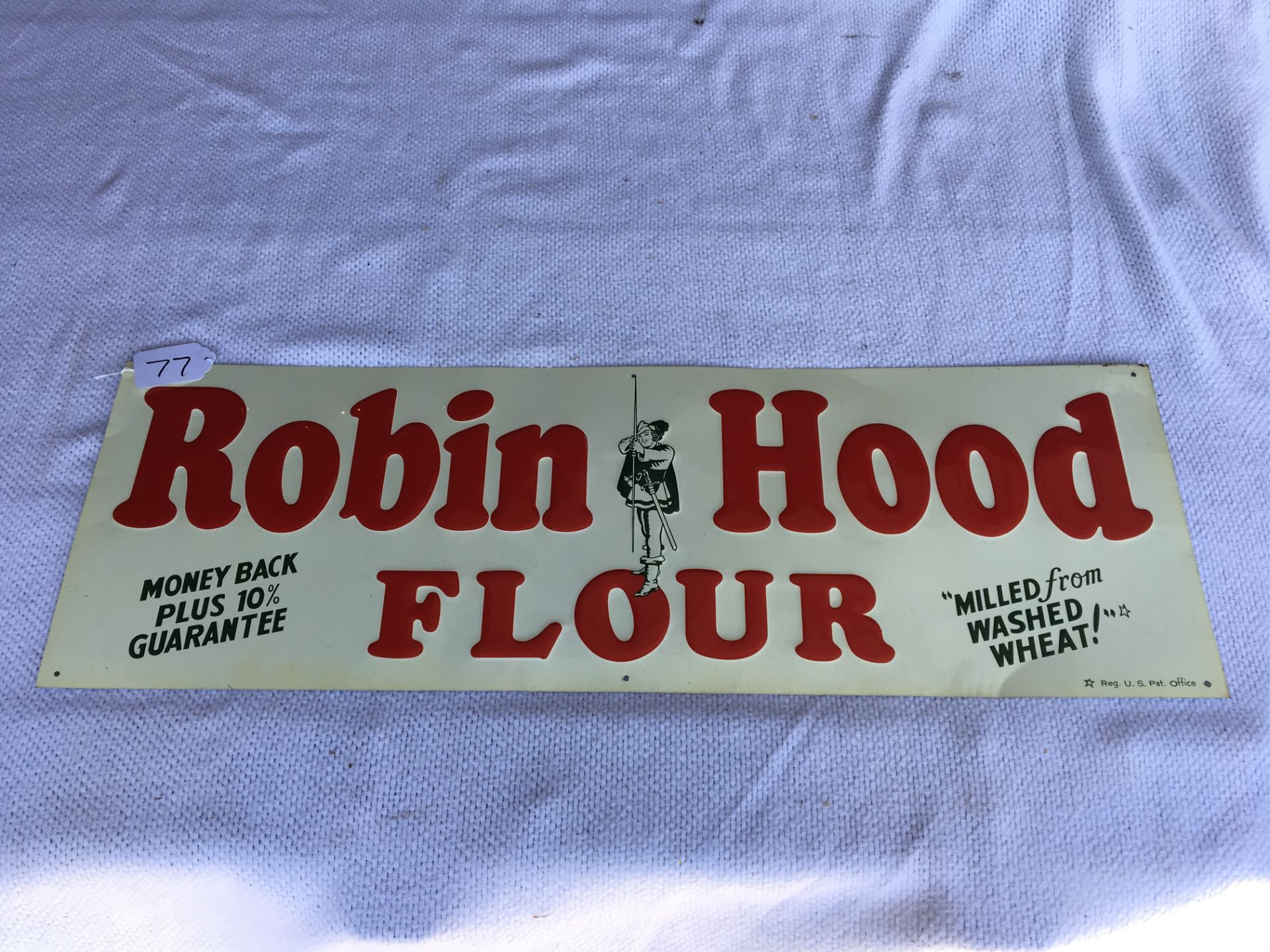 Robin Hood Flour, 11 ¾” x 35 ½”, Metal Sign