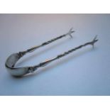 Zilveren klontentang met klauwpoten, ca 22gr Silver sugar-tongs