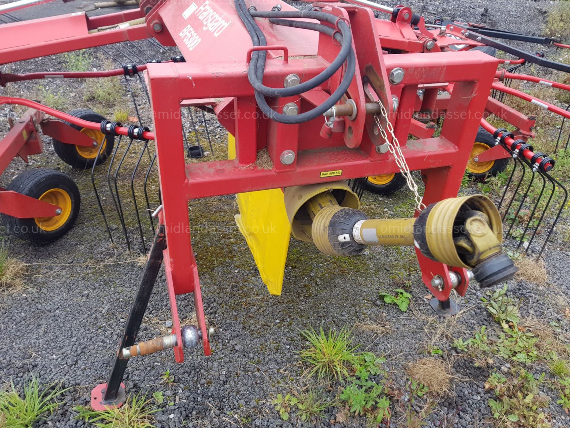 FRANSGARD BF6300 TWIN ROTOR MOUNTED RAKE - Image 7 of 9