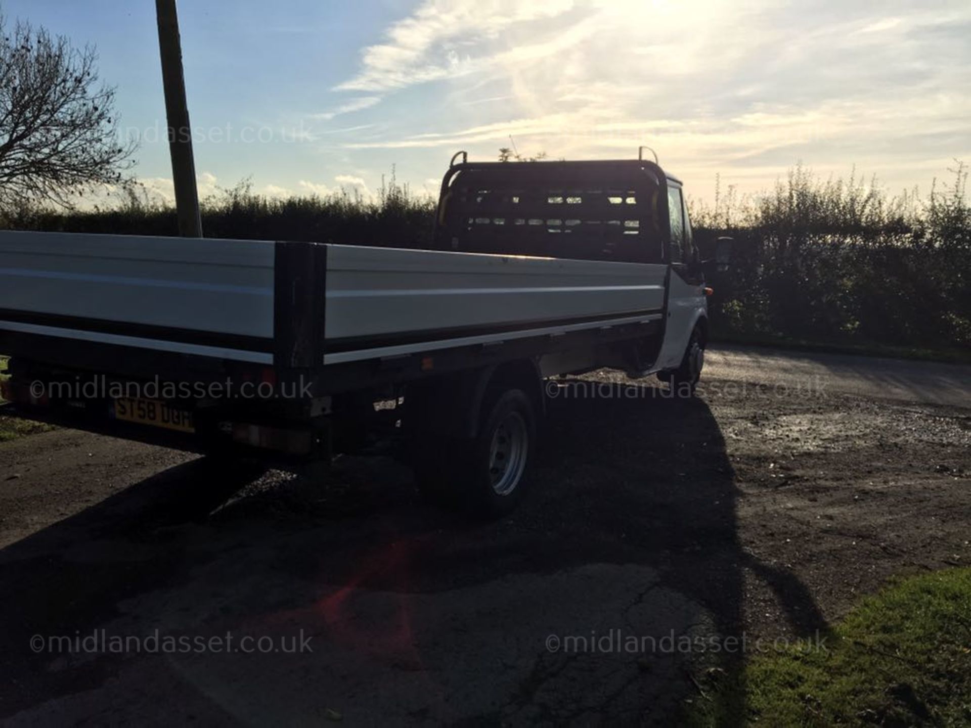 2008/58 REG FORD TRANSIT 100 T350L RWD DROPSIDE LORRY - Image 5 of 11