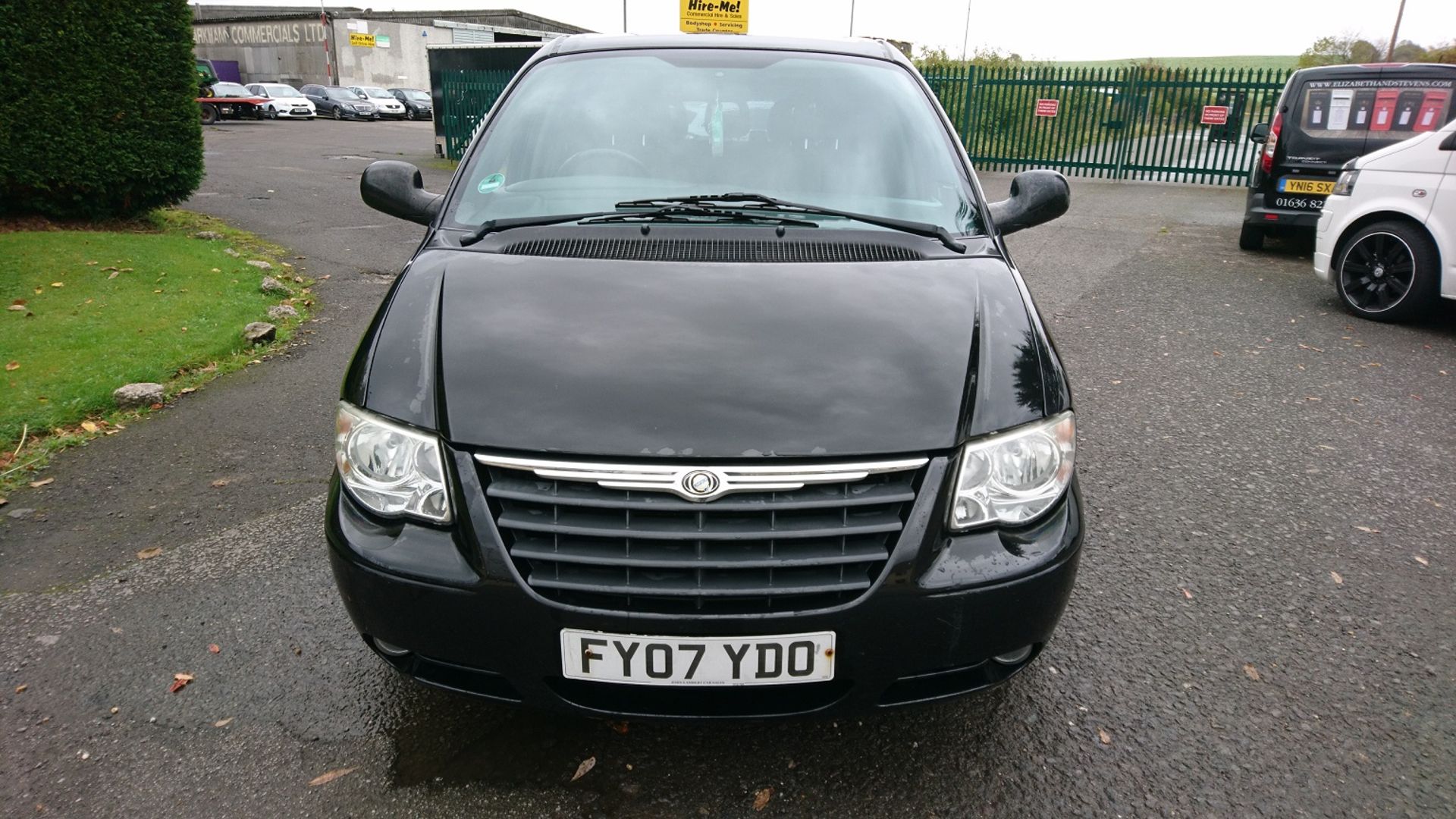 2007/07 REG CHRYSLER VOYAGER SE TOURING in GOOD STARTER AND DRIVER - 7 SEATS - Image 2 of 17