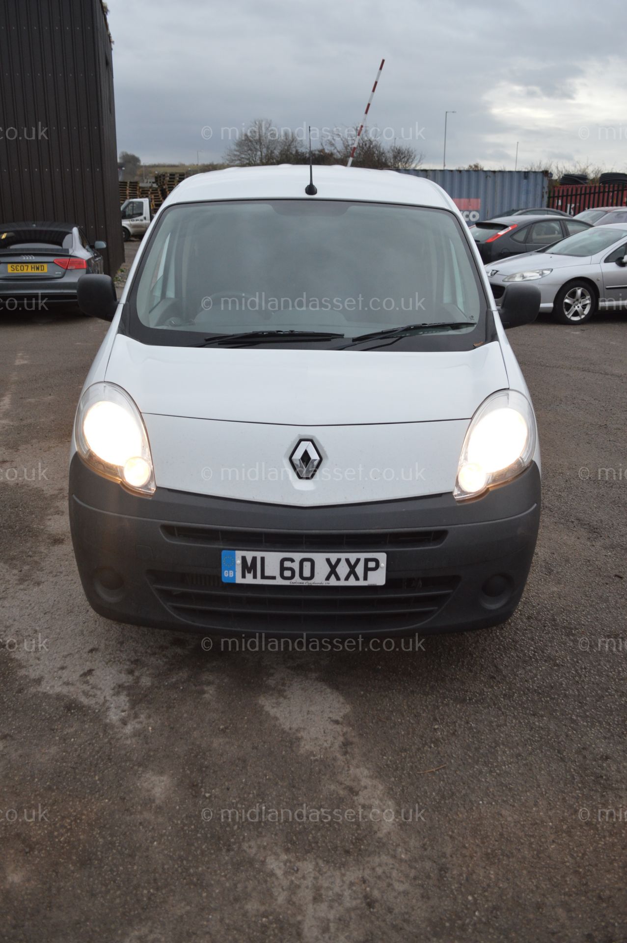 2010/60 REG RENAULT KANGOO ML19 67 DCI CAR DERIVED VAN - Image 2 of 9