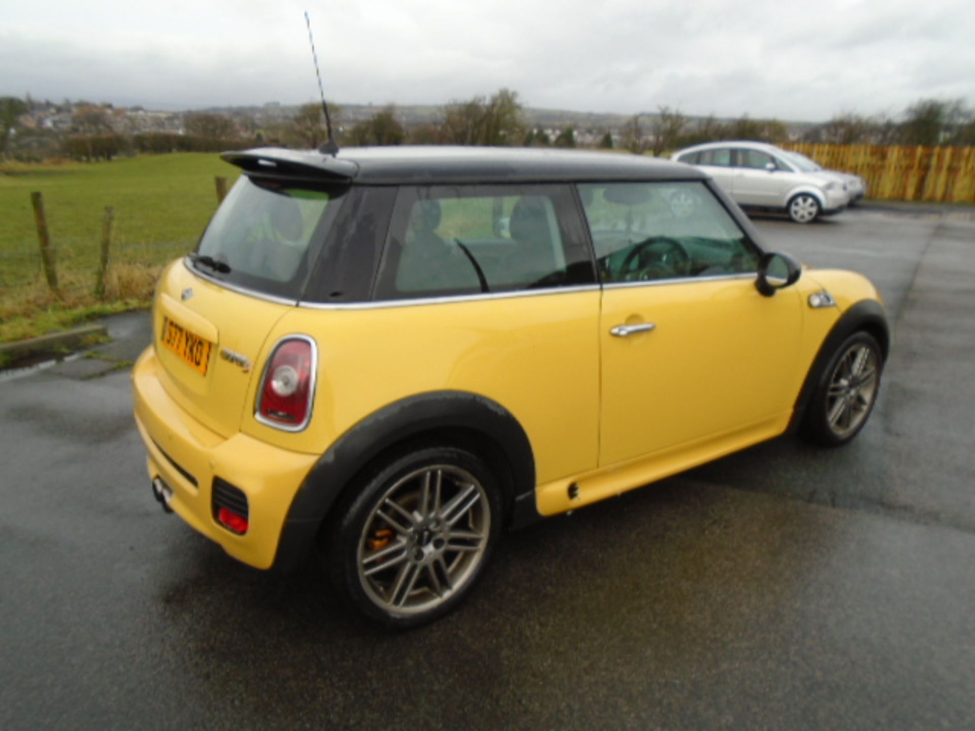 2007 MINI COOPER S YELLOW 1.6 PETROL 3 DOOR HATCHBACK *NO VAT* - Image 4 of 7