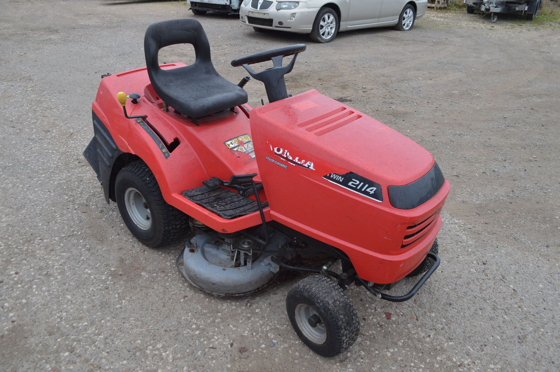 2003 HONDA V-TWIN 2114 HYDROSTATIC RIDE-ON LAWN MOWER *NO VAT*