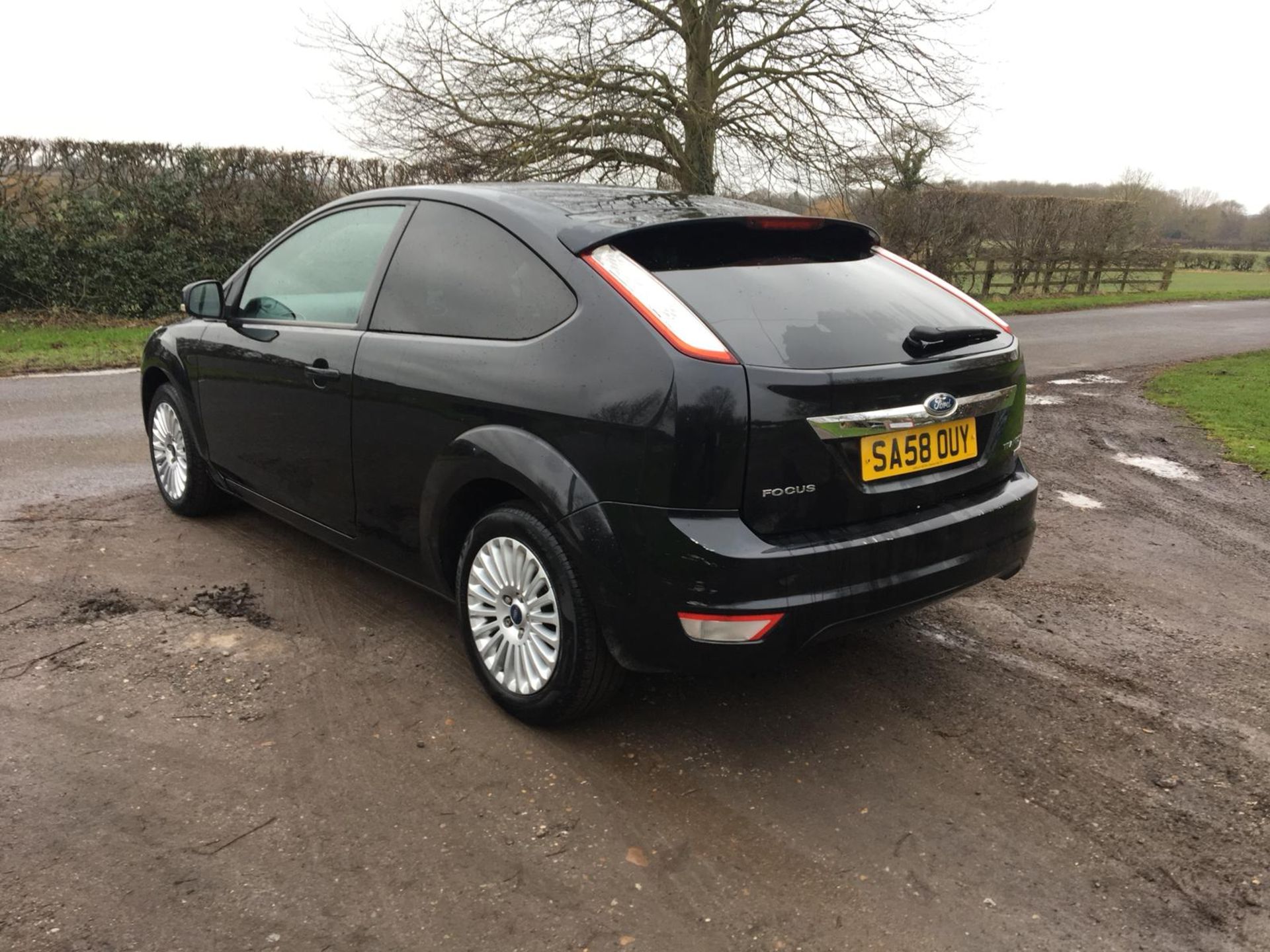 2008/58 REG FORD FOCUS TITANIUM TURBO DIESEL 136 BLACK 3 DOOR HATCHBACK, SHOWING 1 FORMER KEEPER - Image 5 of 11