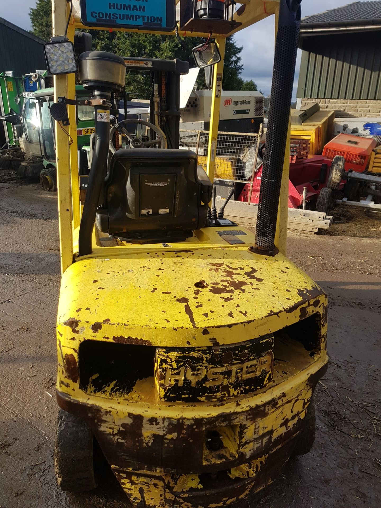 2005 HYSTER H2.50XM 2.5 TONNE DIESEL FORKLIFT, TRIPLE MAST CONTAINER SPEC WITH SIDE SHIFT *PLUS VAT* - Image 4 of 9