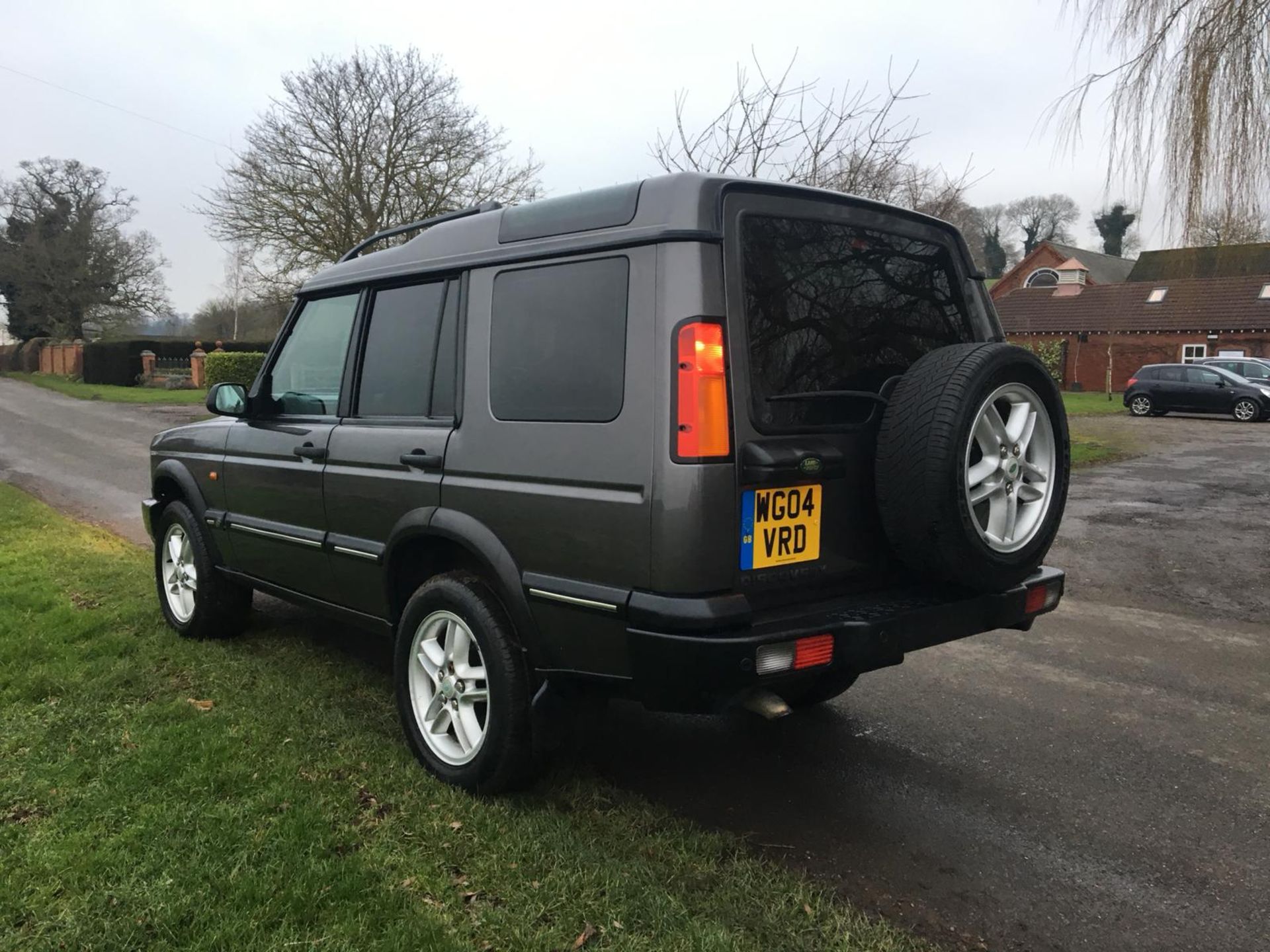 2004/04 REG LAND ROVER DISCOVERY LANDMARK TD5 GREY DIESEL ESTATE *NO VAT* - Image 4 of 11