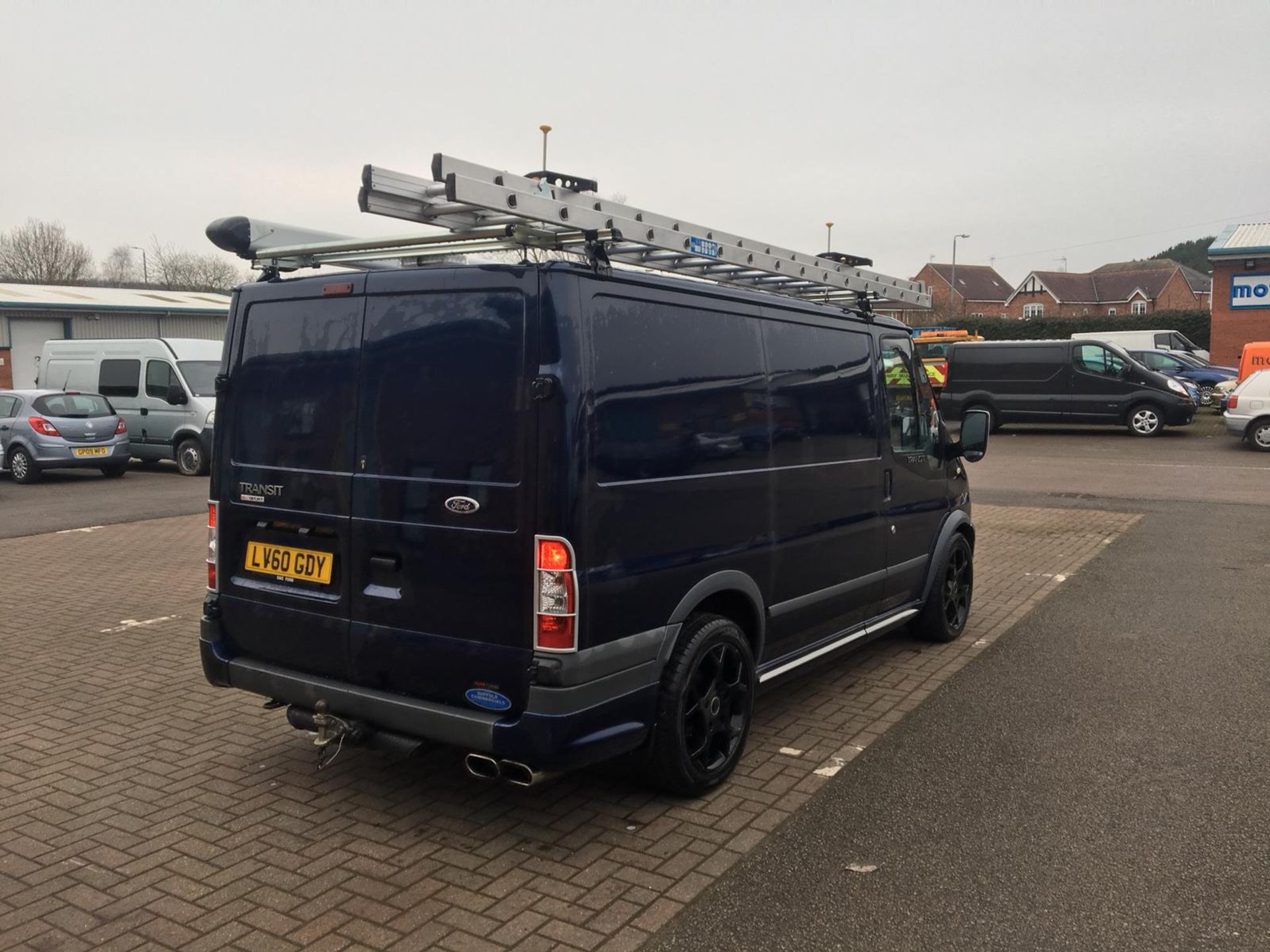 2010/60 REG FORD TRANSIT 140 T260S SPT FWD PANEL VAN - Image 5 of 9