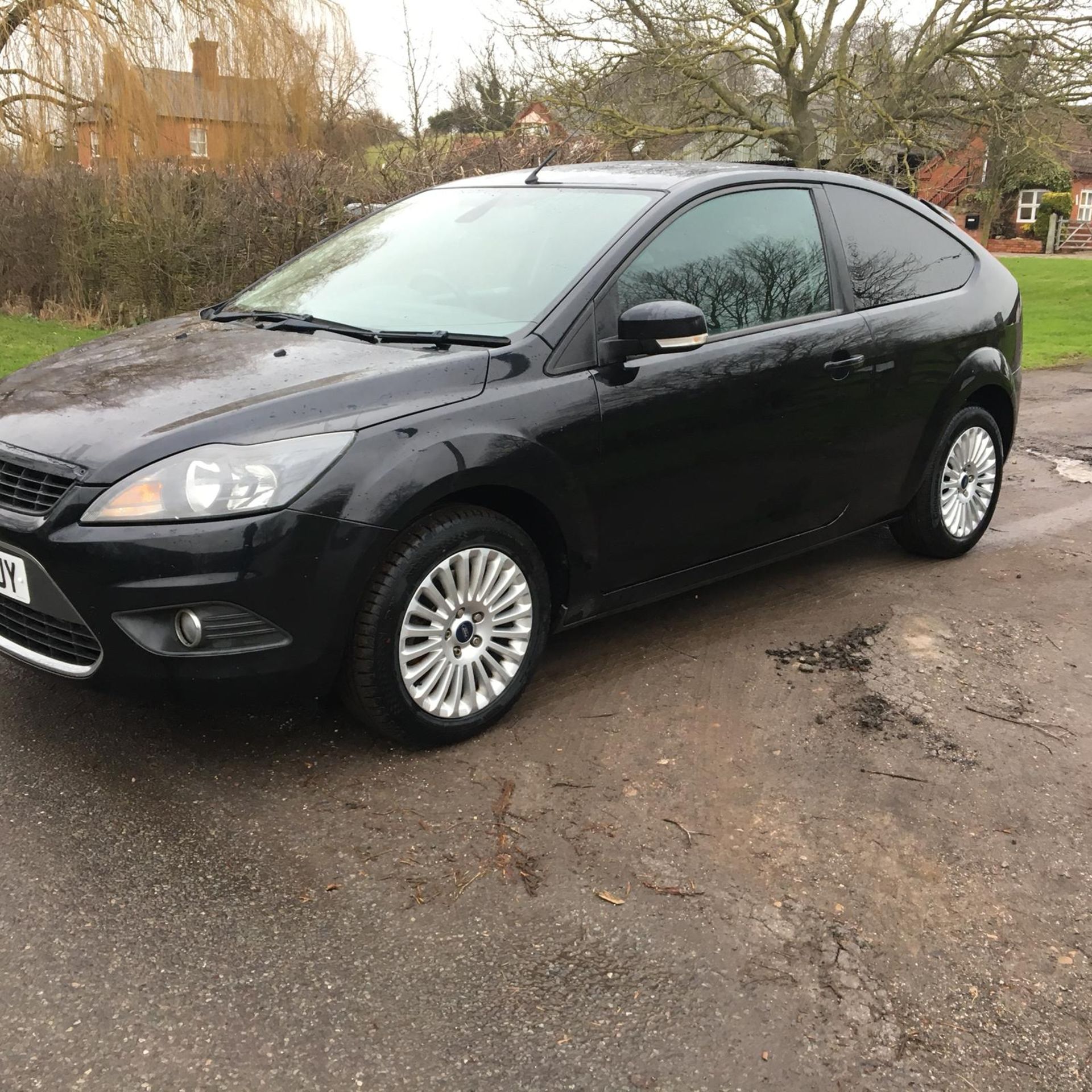 2008/58 REG FORD FOCUS TITANIUM TURBO DIESEL 136 BLACK 3 DOOR HATCHBACK, SHOWING 1 FORMER KEEPER - Image 4 of 11