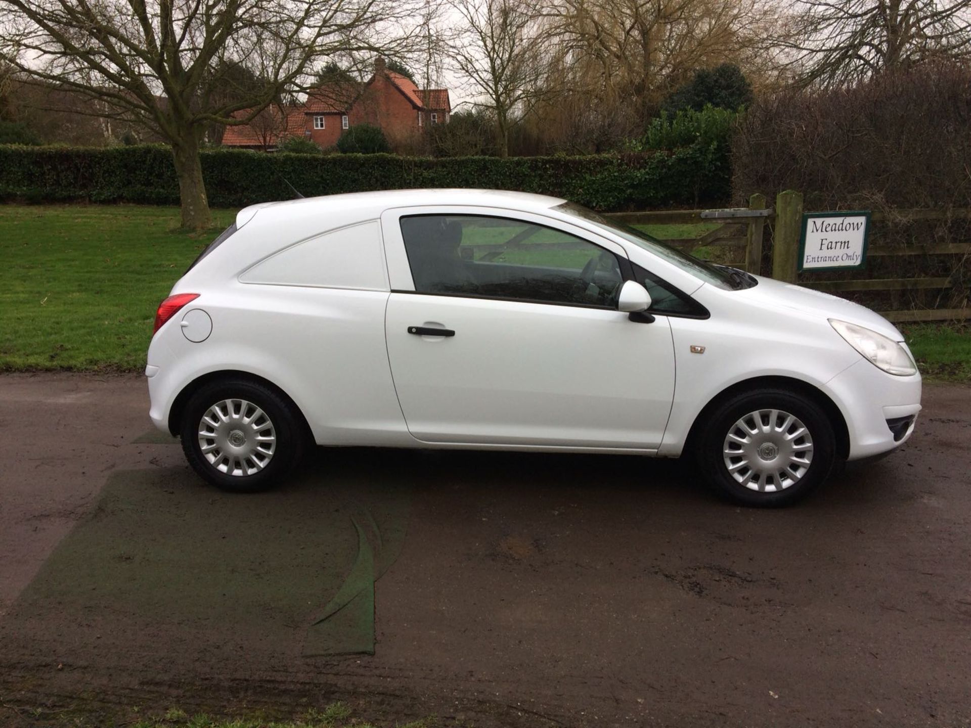 2009/09 REG VAUXHALL CORSA CDTI CAR DERIVED VAN ONE OWNER - Image 2 of 13