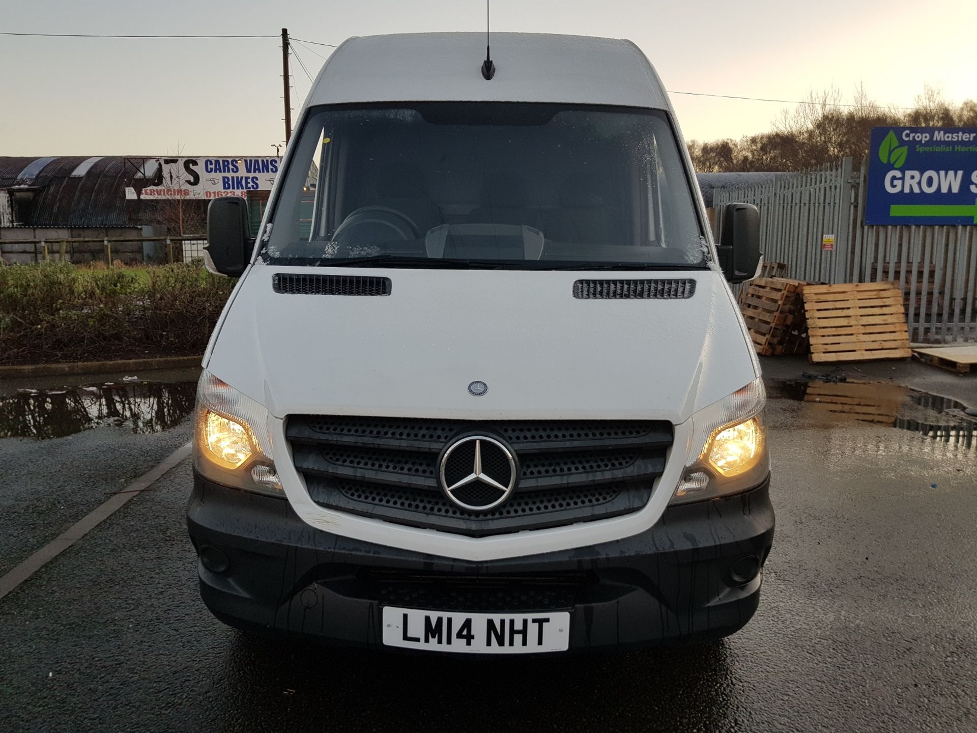 2014/14 REG MERCEDES-BENZ SPRINTER 313 CDI DIESEL PANEL VAN, SHOWING 1 FORMER KEEPER *NO VAT* - Image 2 of 21