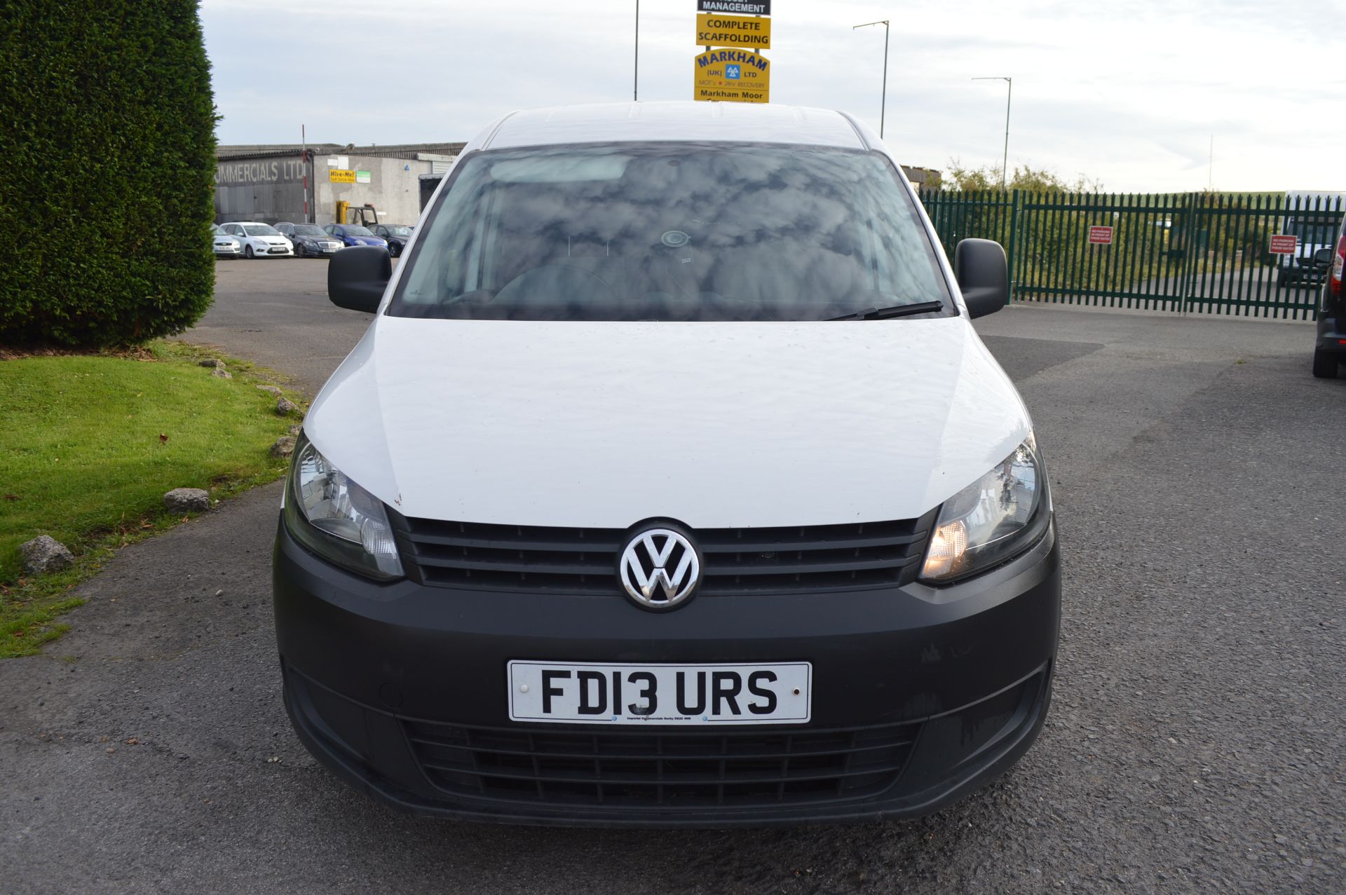 2013/13 REG VOLKSWAGEN CADDY MAXI C20 STARTLINE 1.6 DIESEL *NO VAT* - Image 2 of 15