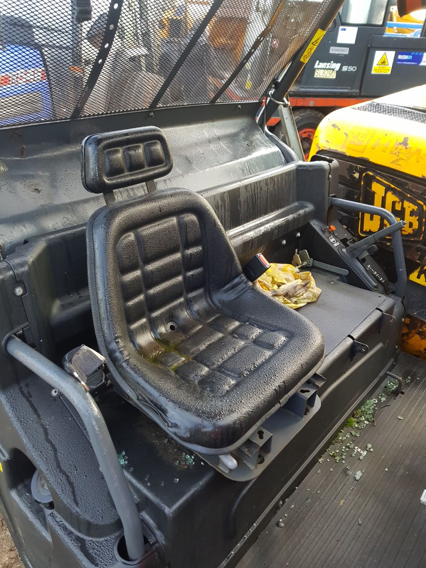 2011/61 REG KUBOTA RTV 900 SELLING AS SPARES / REPAIRS, SHOWING 0 FORMER KEEPERS *PLUS VAT* - Image 7 of 9