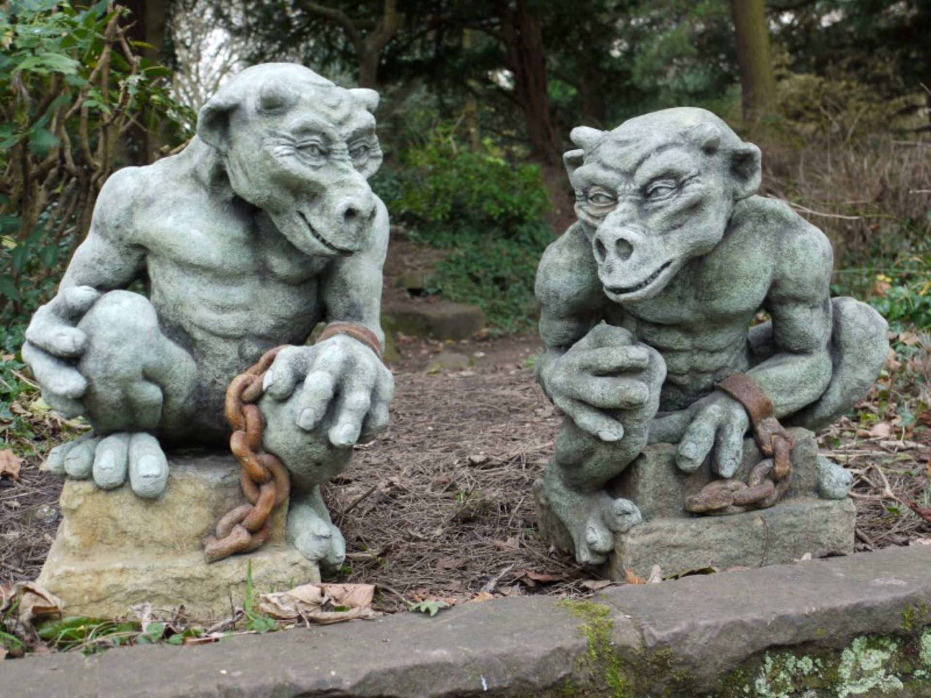 PAIR OF GARGOYLES   These rare statues/gargoyles are all individually hand finished in the UK. - Image 2 of 12