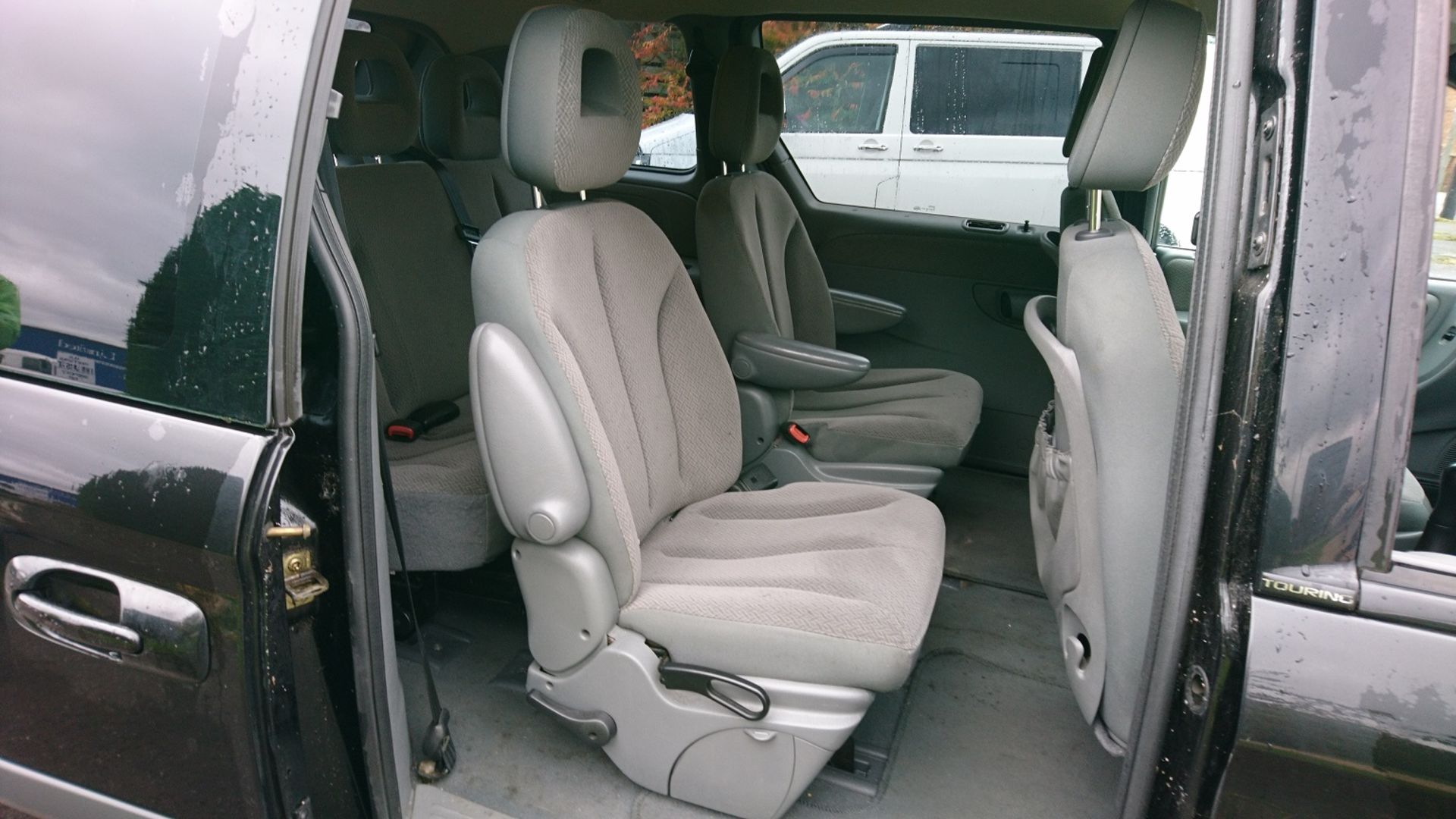 2007/07 REG CHRYSLER VOYAGER SE TOURING in GOOD STARTER AND DRIVER - 7 SEATS - Image 7 of 17
