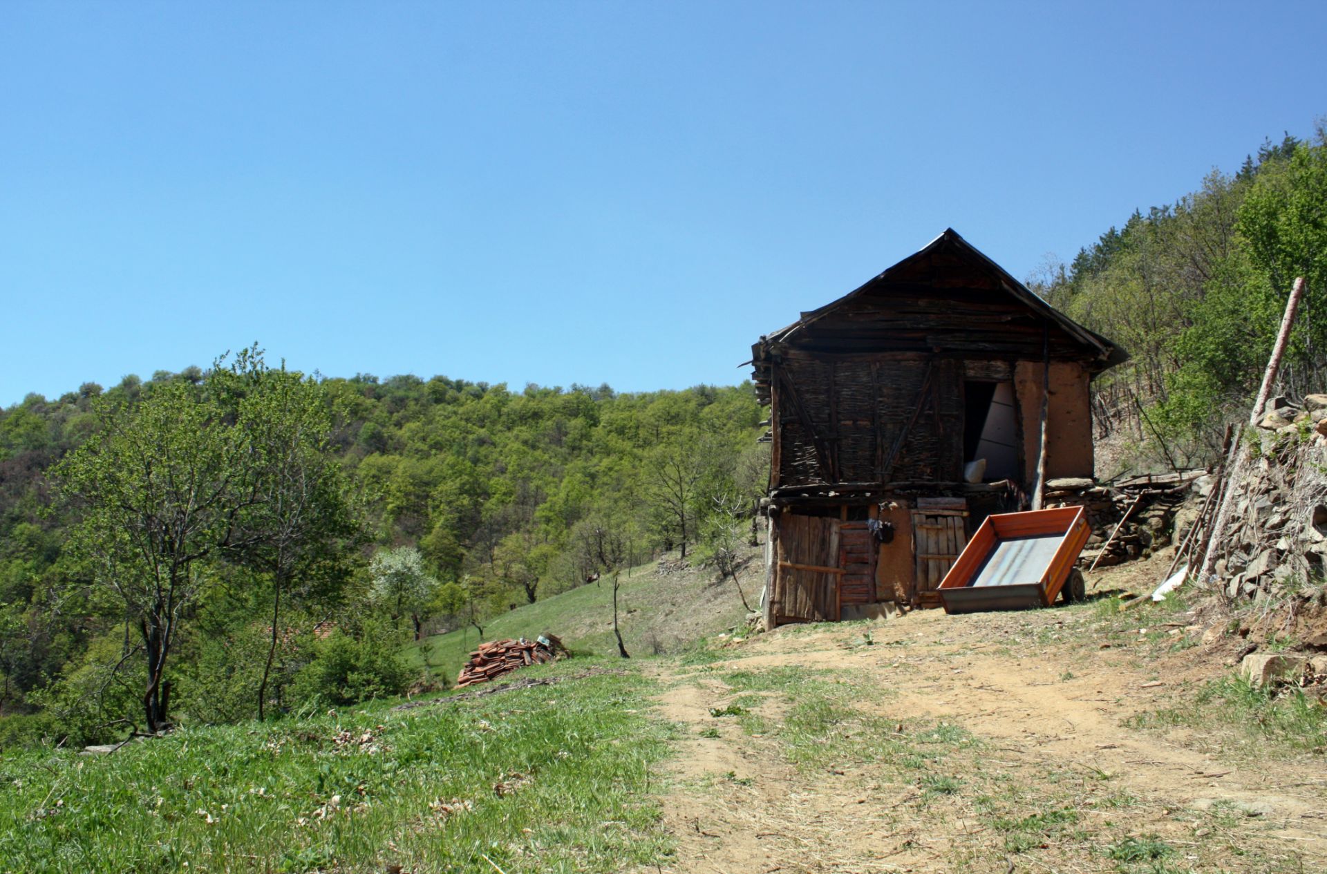 7.5 Acre Ranch in Bulgaria 1h from Sofia - Image 12 of 33