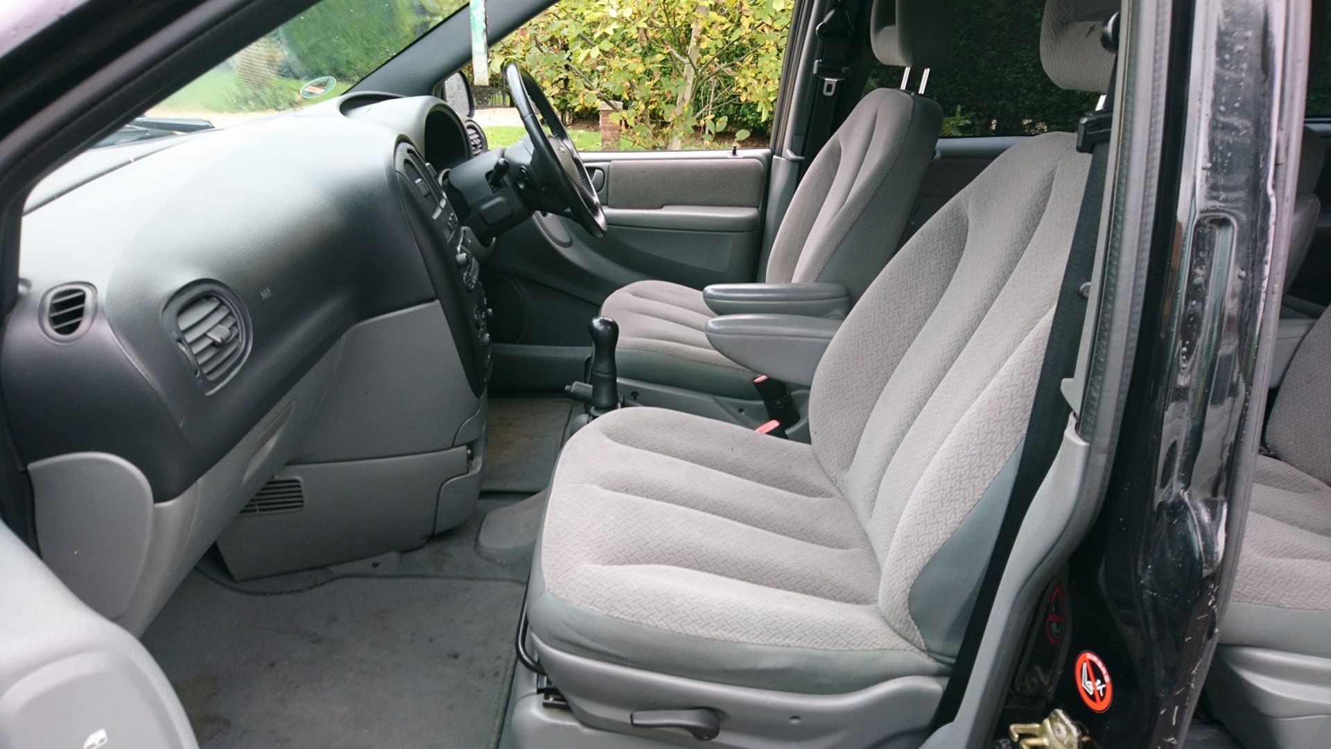 2007/07 REG CHRYSLER VOYAGER SE TOURING in GOOD STARTER AND DRIVER - 7 SEATS - Image 16 of 17