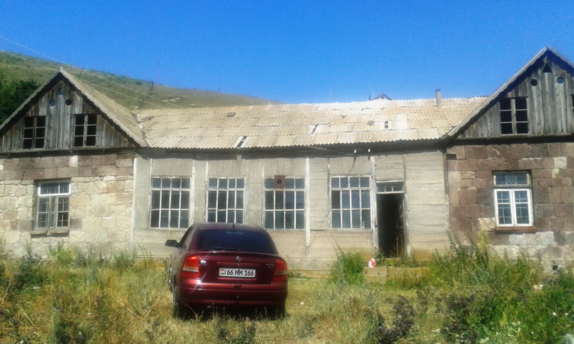 PROPERTY AND 1,600 SQM OF LAND IN DRAXTIK, ARMENIA CLOSE TO LAKE SEVAN - Image 8 of 12