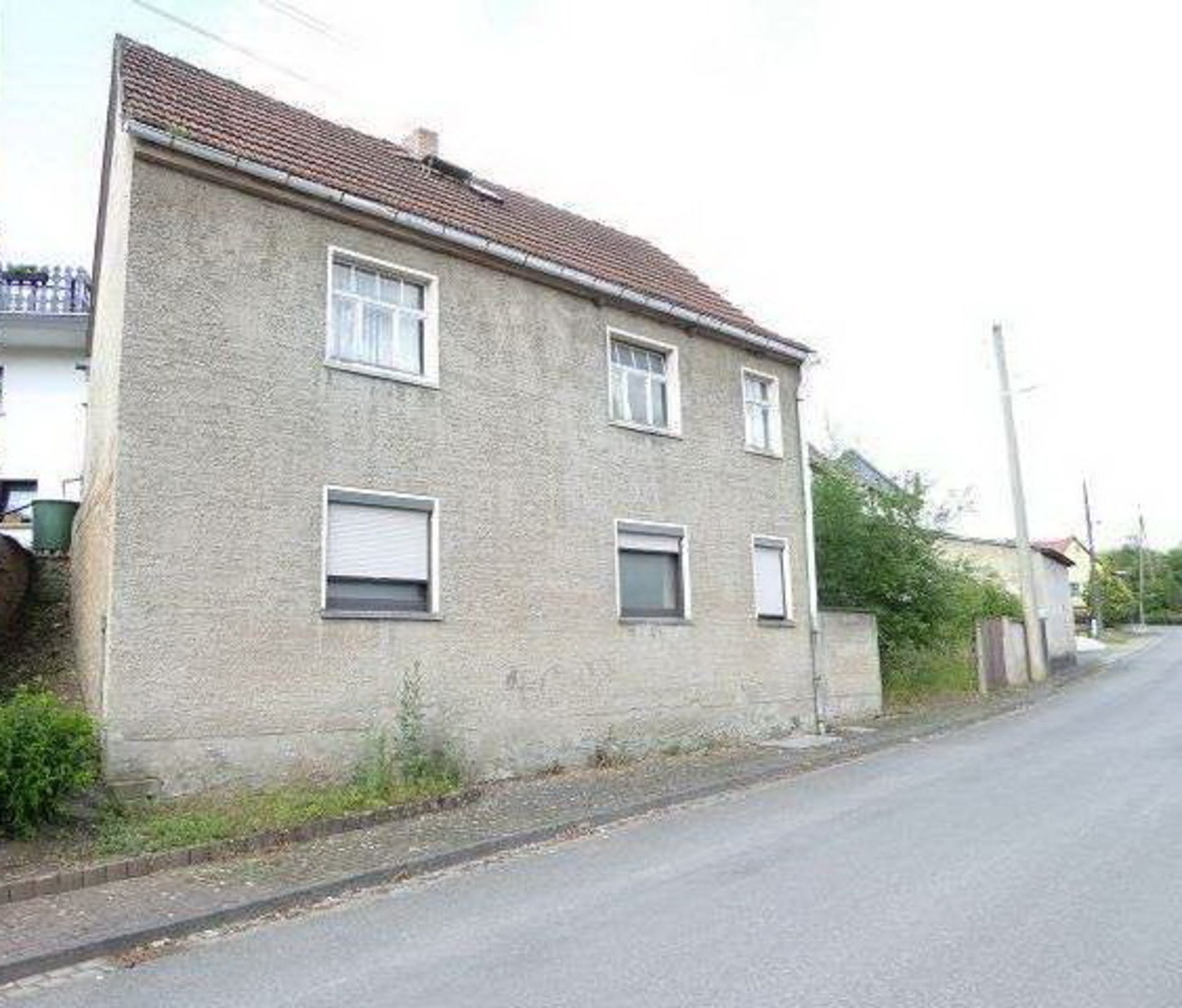Two Storey Family Home in Sudharz, Germany only 10% BUYER'S PREMIUM TODAY