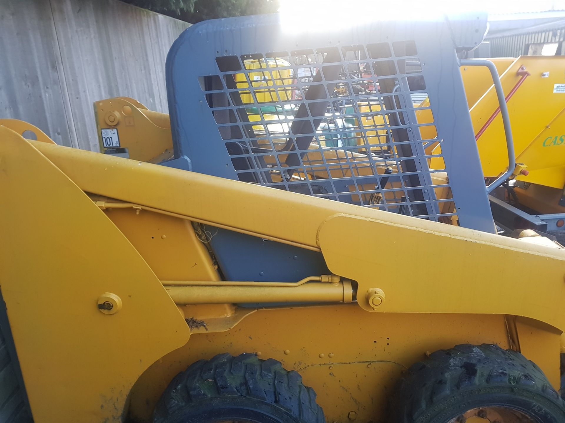 2007 MUSTANG SKID STEER COMPACT LOADER *PLUS VAT* - Image 3 of 5