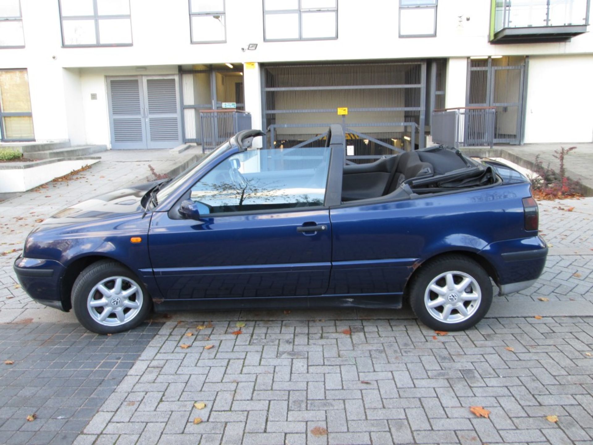 1999/T REG VW GOLF CABRIOLET 1.6 SE PETROL CONVERTIBLE *NO VAT* - Image 6 of 27