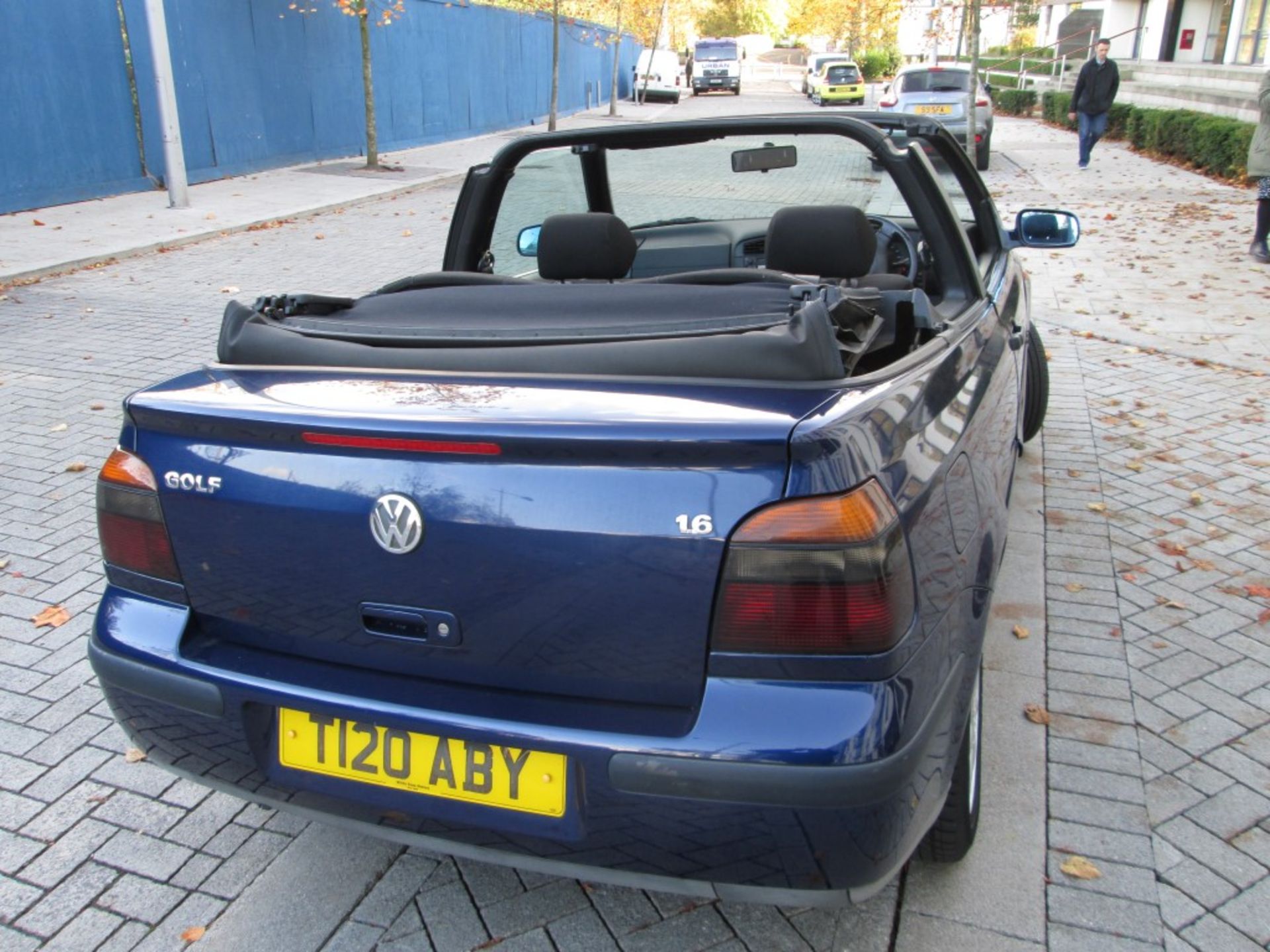 1999/T REG VW GOLF CABRIOLET 1.6 SE PETROL CONVERTIBLE *NO VAT* - Image 10 of 27