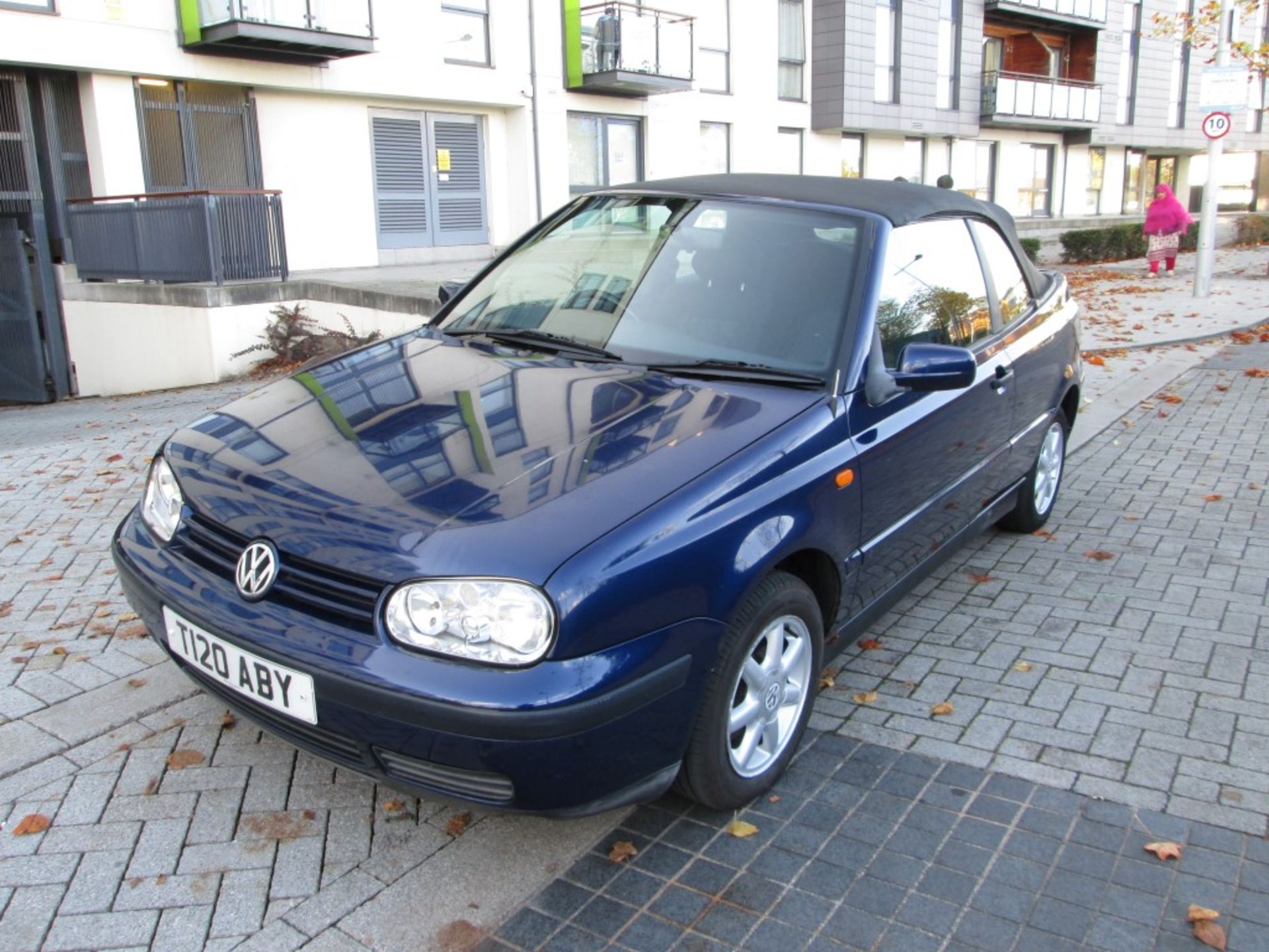 1999/T REG VW GOLF CABRIOLET 1.6 SE PETROL CONVERTIBLE *NO VAT* - Image 4 of 27