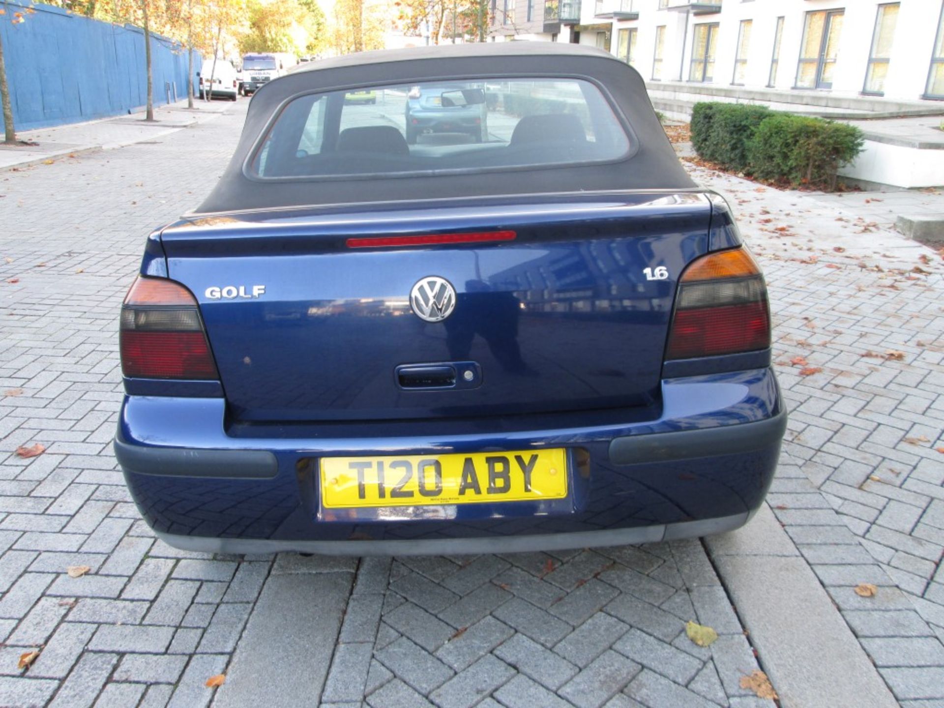 1999/T REG VW GOLF CABRIOLET 1.6 SE PETROL CONVERTIBLE *NO VAT* - Image 9 of 27