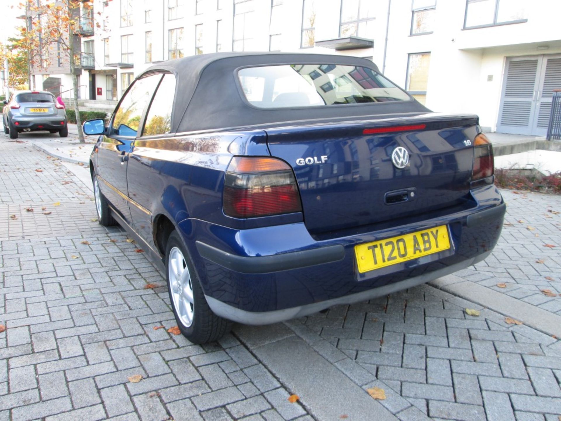 1999/T REG VW GOLF CABRIOLET 1.6 SE PETROL CONVERTIBLE *NO VAT* - Image 8 of 27