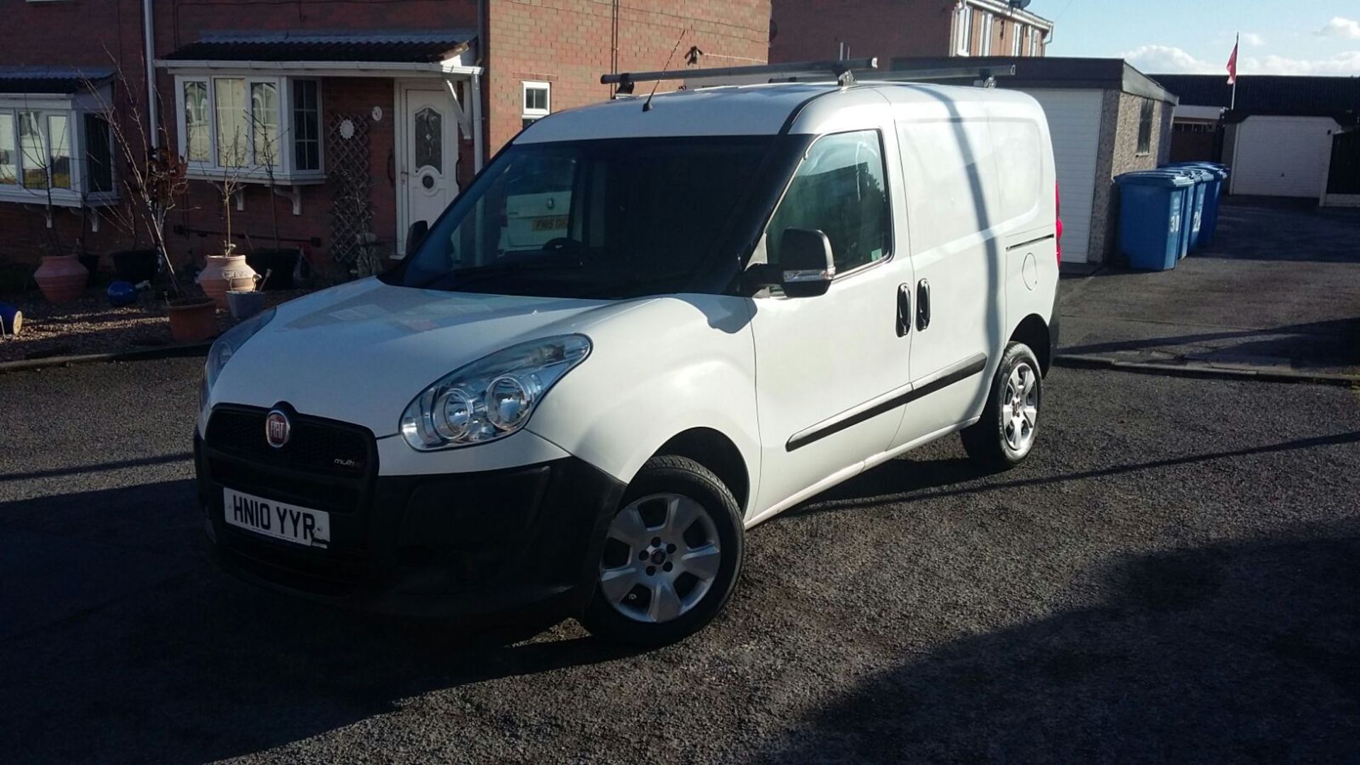 2010/10 REG FIAT DOBLO 16V MULTIJET WHITE DIESEL PANEL VAN, SHOWING 1 FORMER KEEPER *NO VAT* - Image 3 of 7