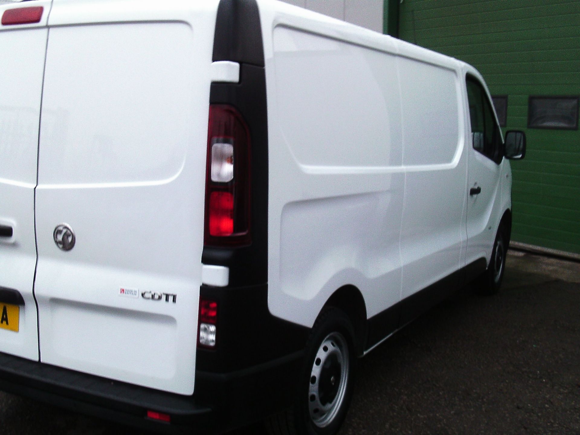 2016/16 REG VAUXHALL VIVARO 2900 CDTI WHITE DIESEL PANEL VAN, SHOWING 0 FORMER KEEPERS *PLUS VAT* - Image 4 of 14