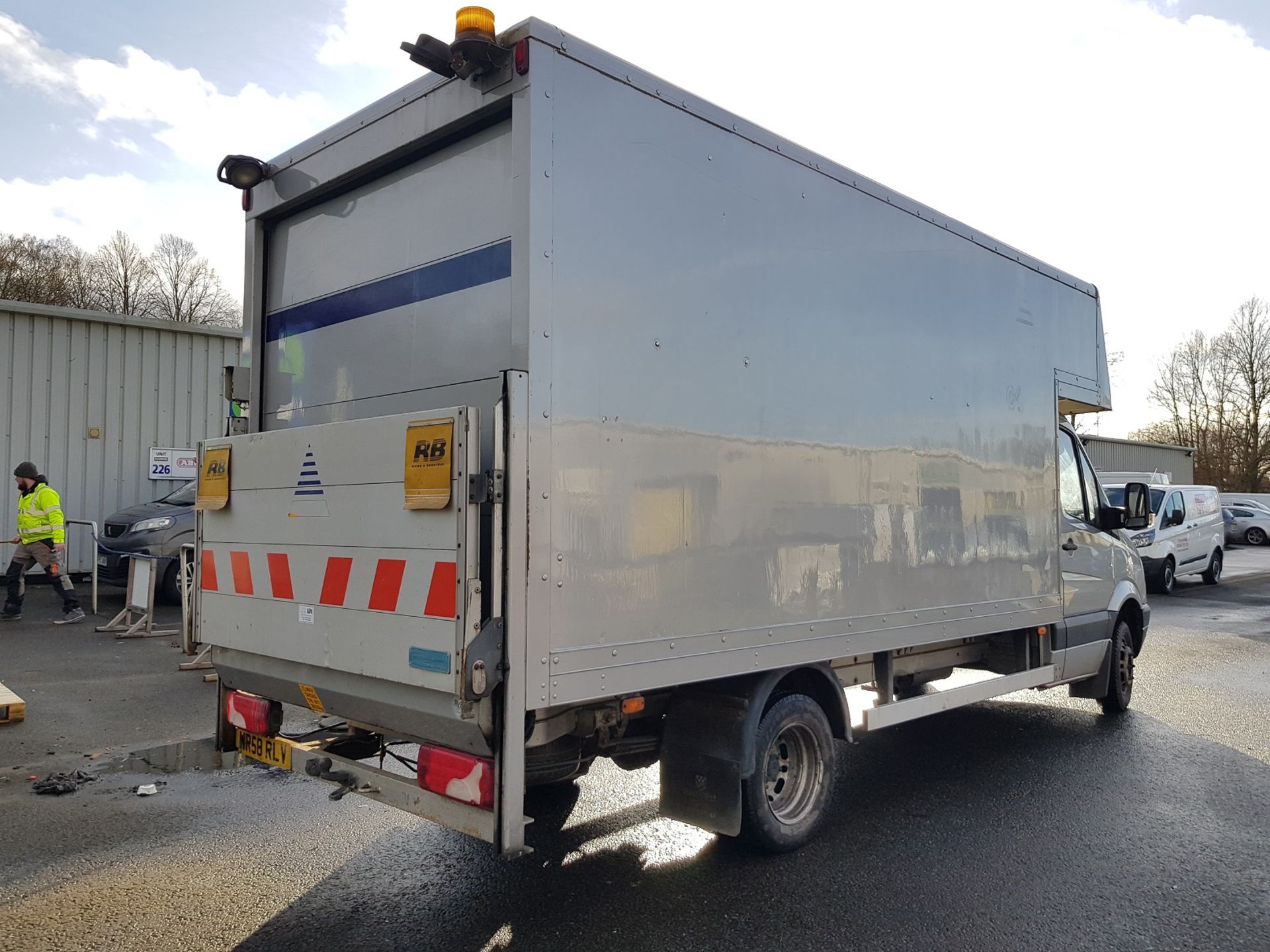 2009/58 REG MERCEDES SPRINTER SILVER BOX VAN LUTON VAN WITH TAIL LIFT JUST 47K MILES & NO VAT! - Image 6 of 17