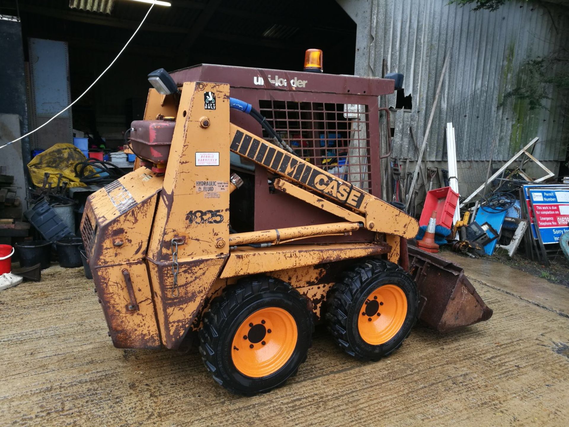 CASE SKID STEER 1825, KUBOTA ENGINE. - Image 3 of 5