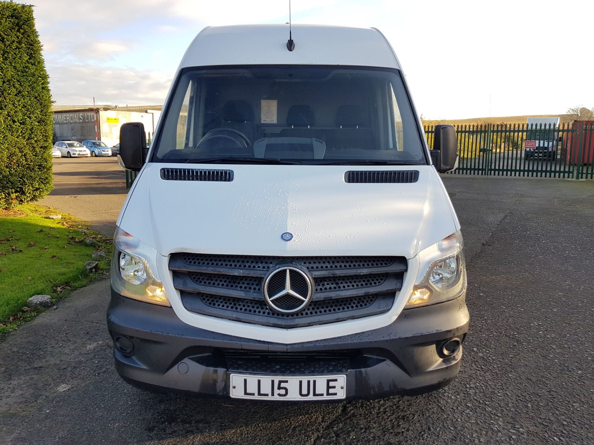 2015/15 REG MERCEDES-BENZ SPRINTER 313 CDI PANEL VAN, SHOWING 0 FORMER KEEPERS *NO VAT* - Image 2 of 16